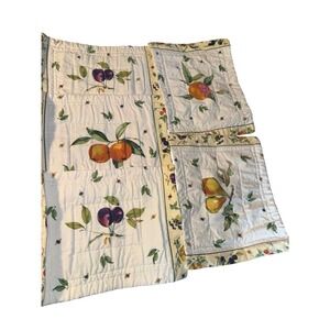 Vintage Quilted Fruit Placemats – Set of 4